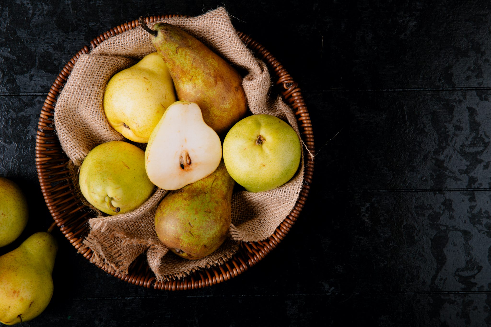 Benefits of eating pears - Dr. Pingel